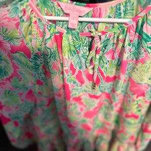 Lilly Pulitzer top NWOT!!